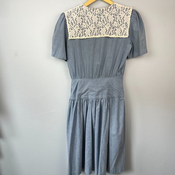 Vintage PERI Petites Cotton Modest Dress with Lace Collar and Tie Size M - Picture 3 of 11